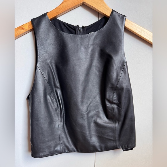 Alice + Olivia Black Leather Tank Crop Top - Picture 1 of 4